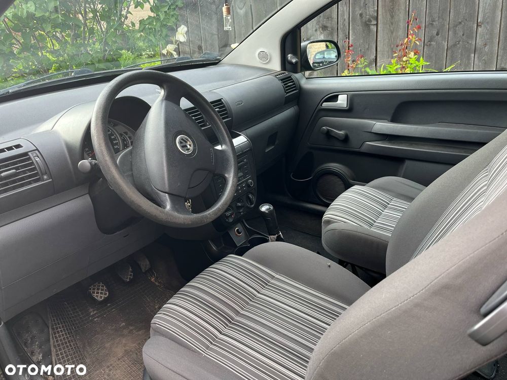Volkswagen Fox 1.2 - 9