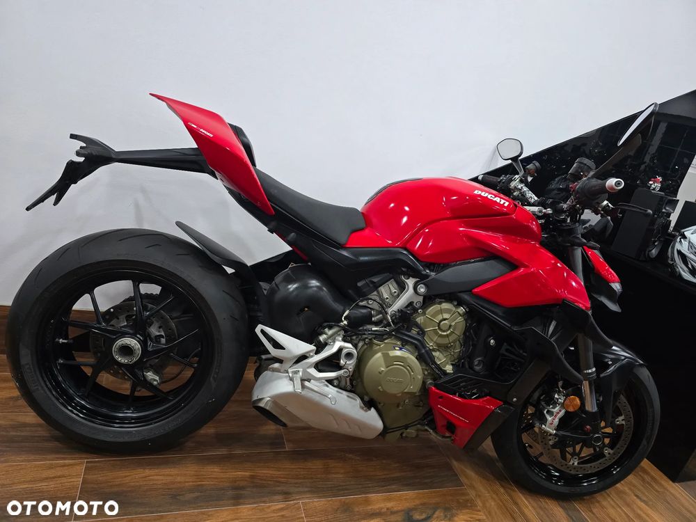 Ducati Streetfighter V4 - 16