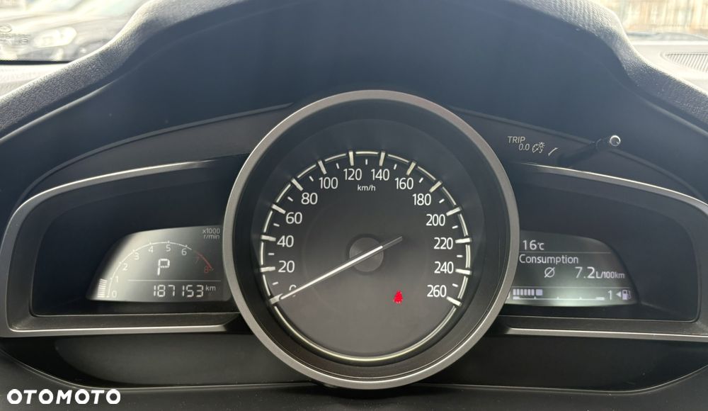 Mazda 3 2.0 Skyenergy EU6 - 13