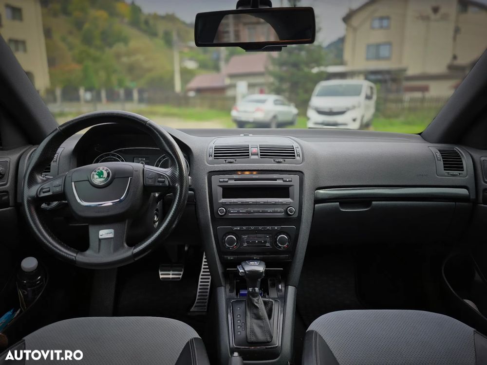 Skoda Octavia 2.0 TDI CR DPF DSG RS - 7