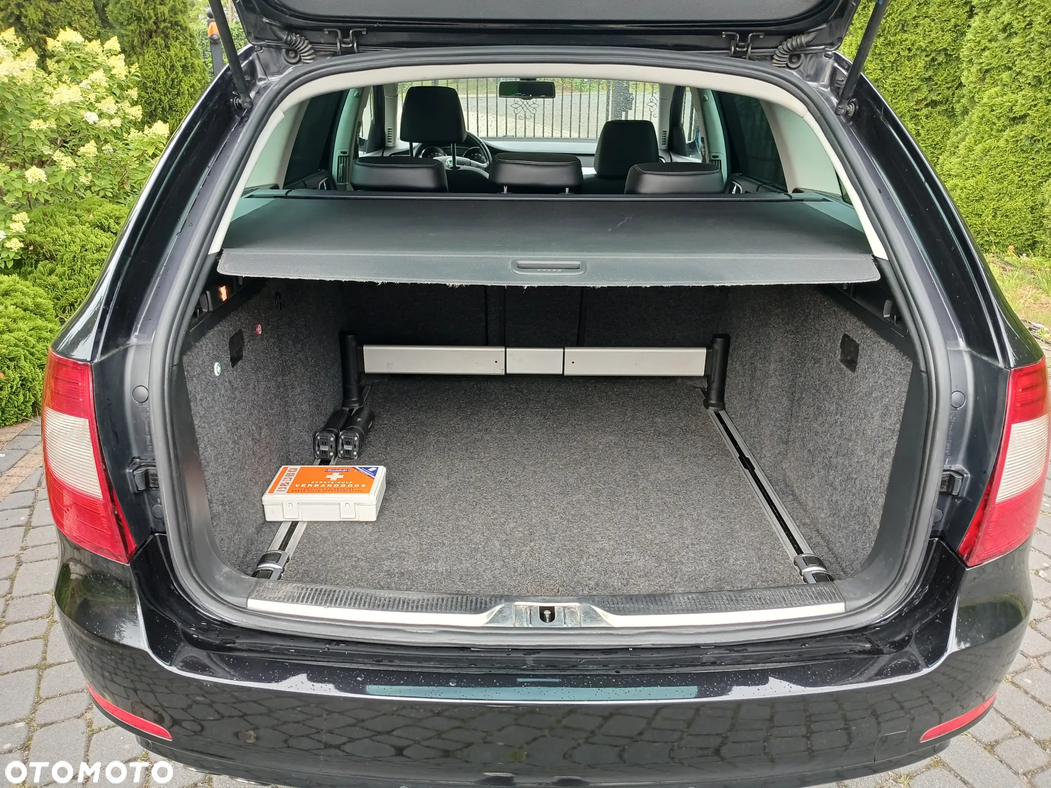 Skoda Superb 2.0 TDI Elegance - 33