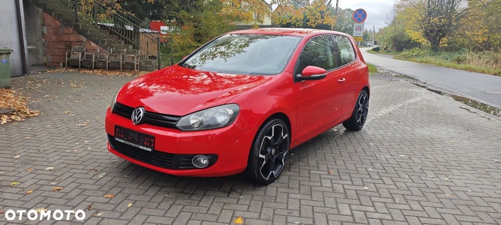 Volkswagen Golf - 6