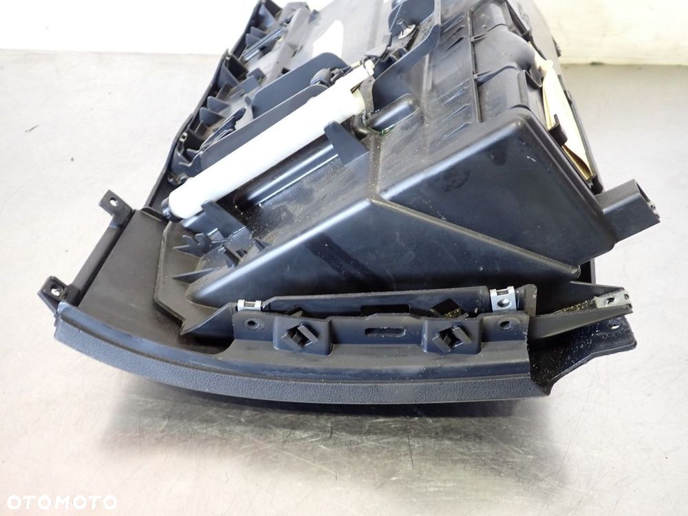 SCHOWEK PASAŻERA BMW E87 - 7