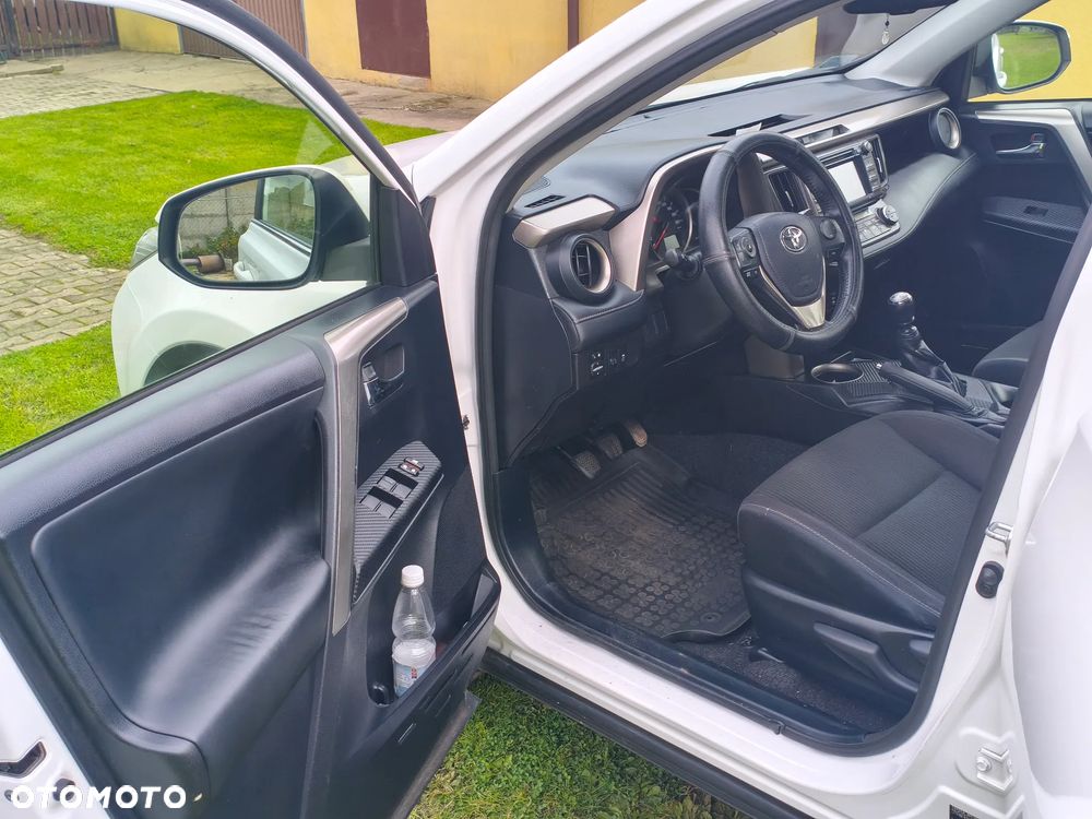 Toyota RAV4 2.0 D-4D 4x2 Start-Stop - 4