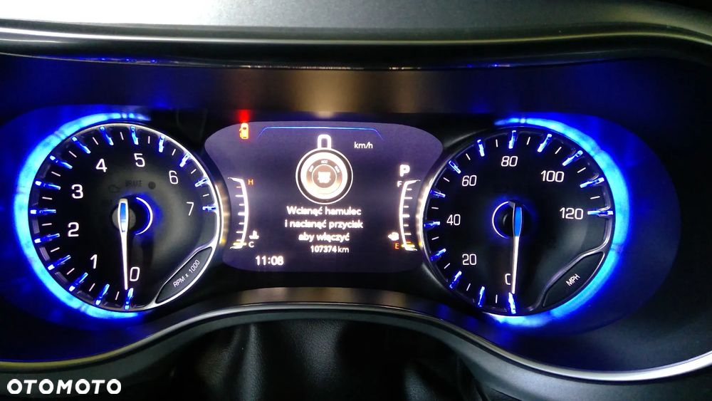 Chrysler Pacifica - 6