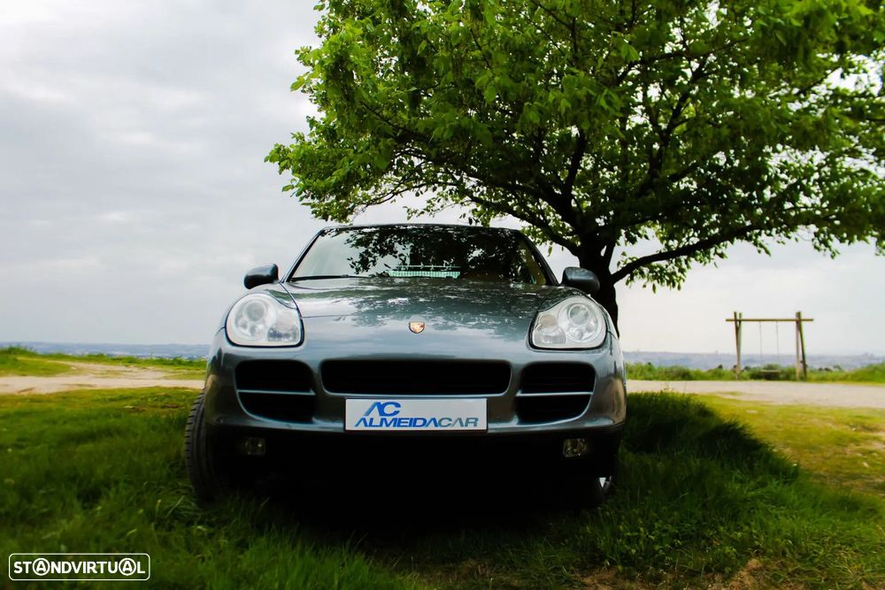 Porsche Cayenne Tiptronic - 7