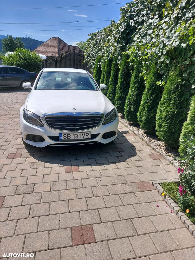 Mercedes-Benz C - 4