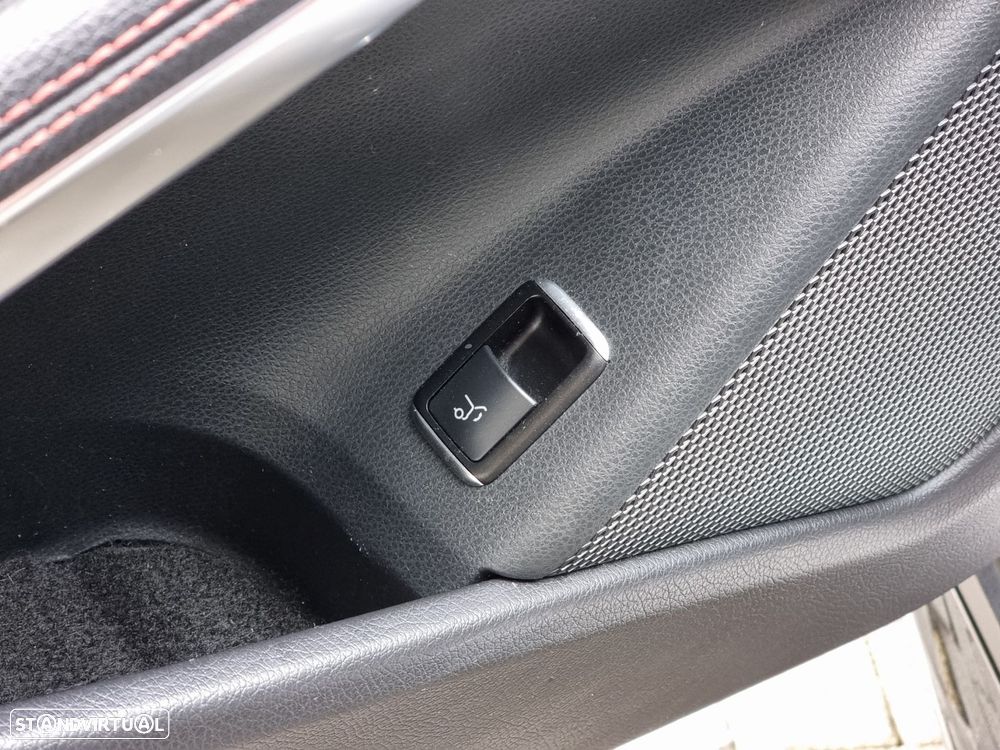 Mercedes-Benz GLA 220 CDI AMG Line 4-Matic - 25