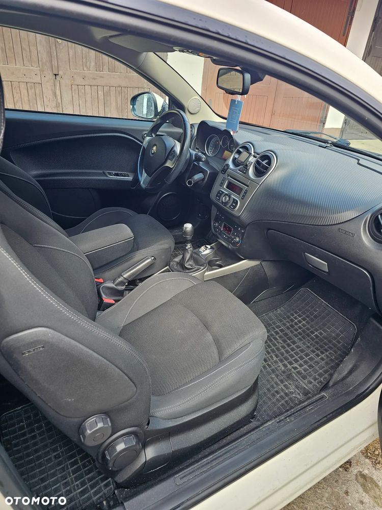 Alfa Romeo Mito 1.4 MultiAir Distinctive - 18