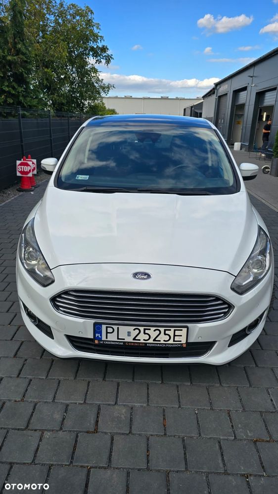 Ford S-Max 2.0 TDCi Titanium PowerShift - 2