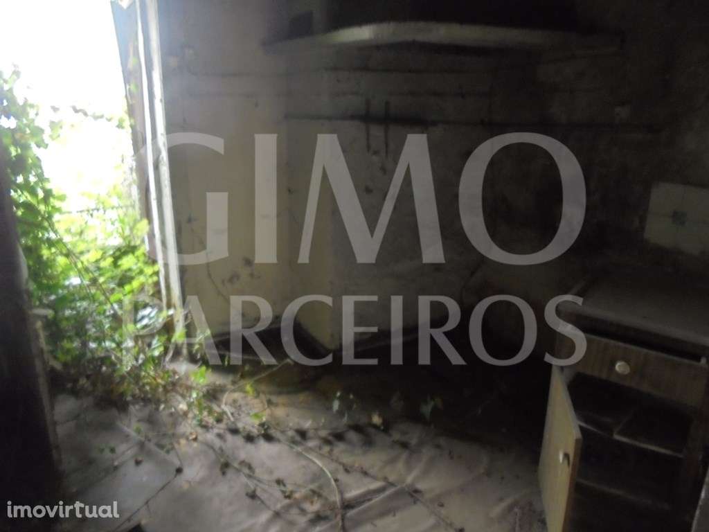 Moradia T2 para reconstruir Águeda - Grande imagem: 3/9