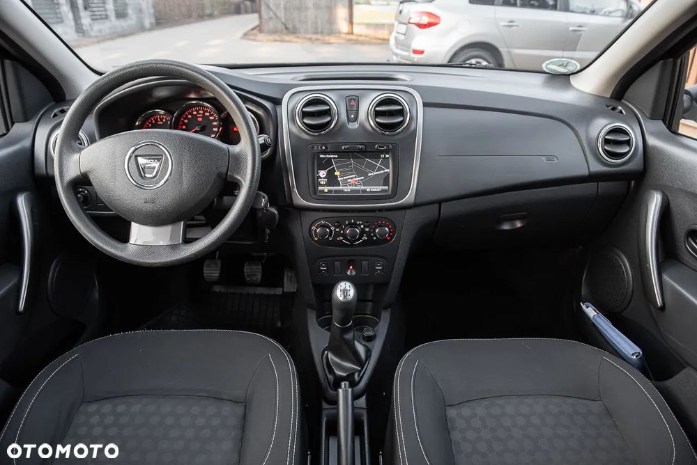 Dacia Sandero - 6