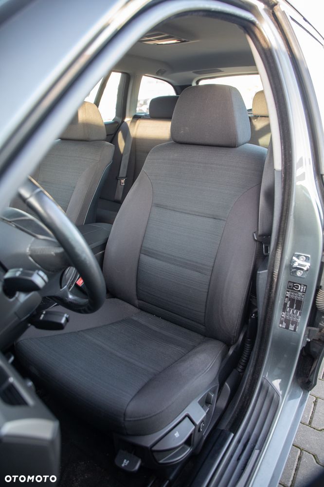 BMW Seria 5 525d - 20