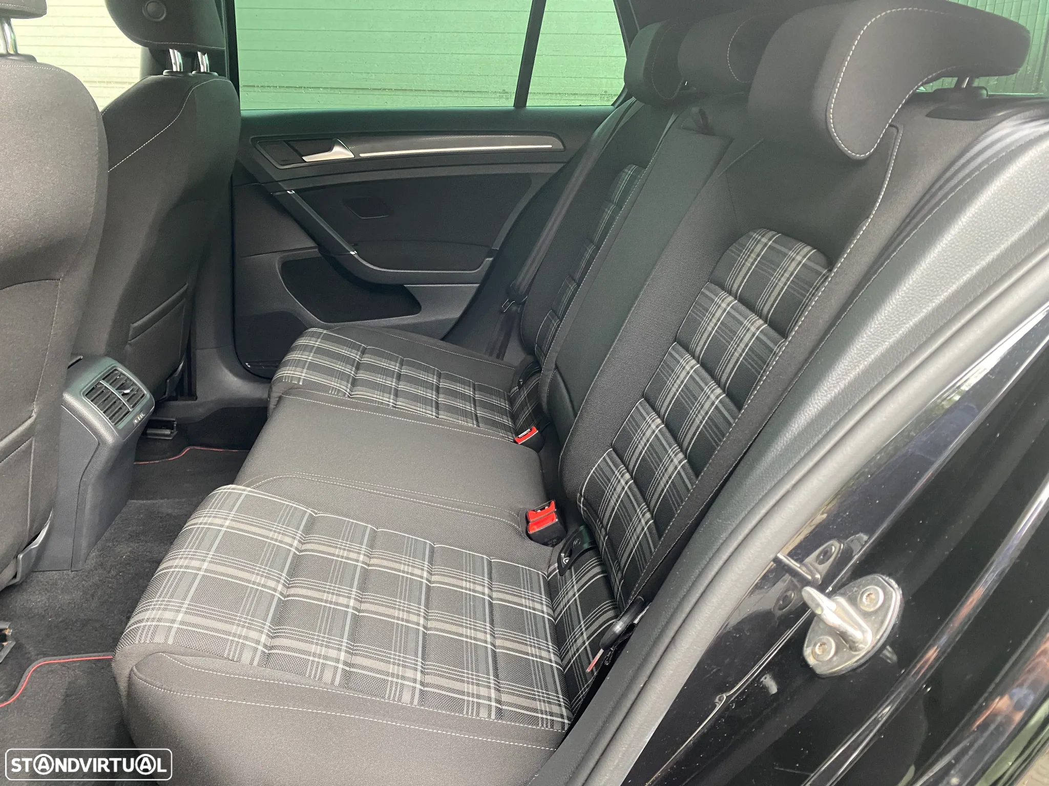VW Golf 2.0 TDi GTD DSG - 15