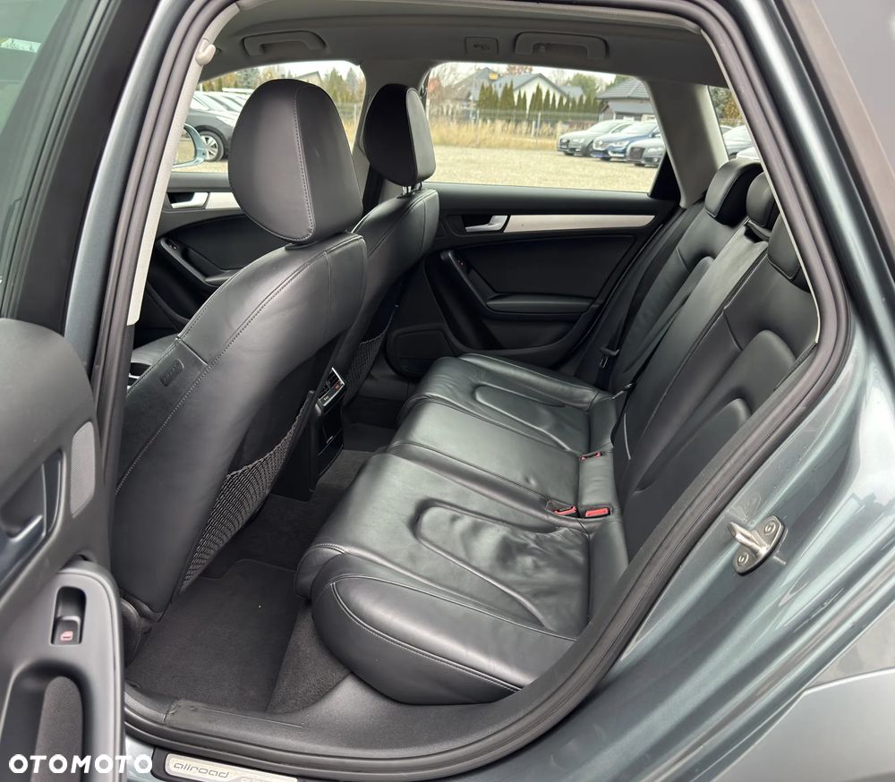 Audi A4 Allroad 2.0 TFSI S tronic - 30