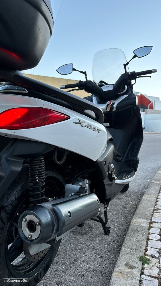 Yamaha X-Max - 7
