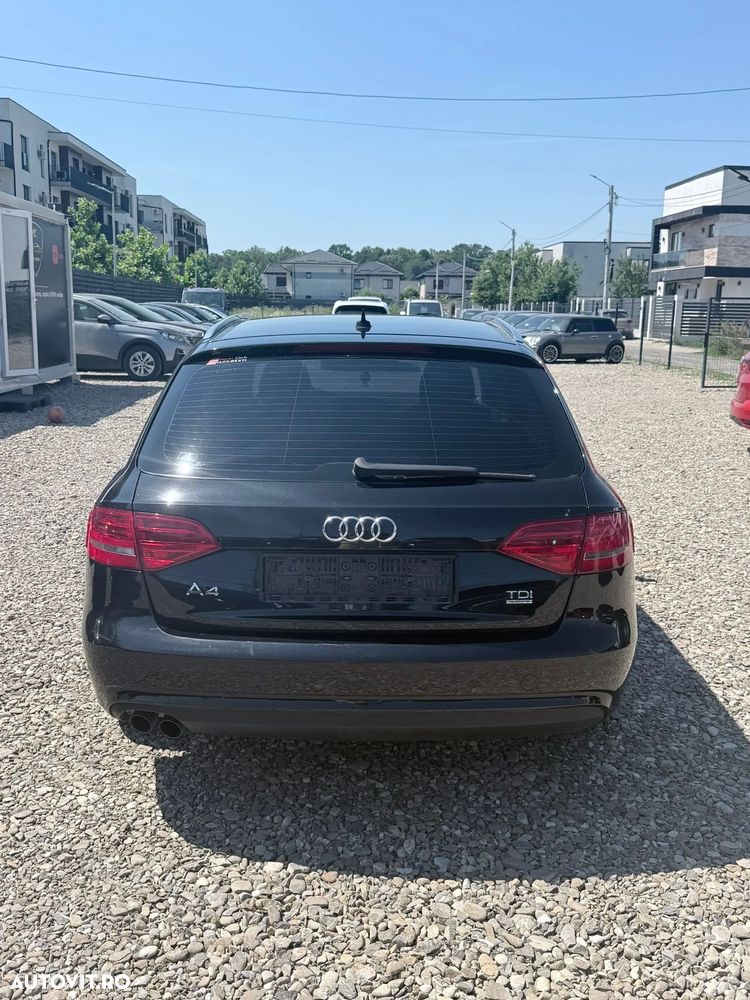 Audi A4 Avant 2.0 TDI - 8