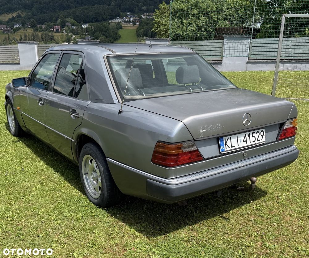 Mercedes-Benz W124 (1984-1993) - 3