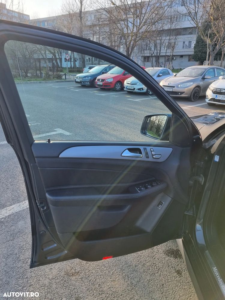 Mercedes-Benz GLE - 18