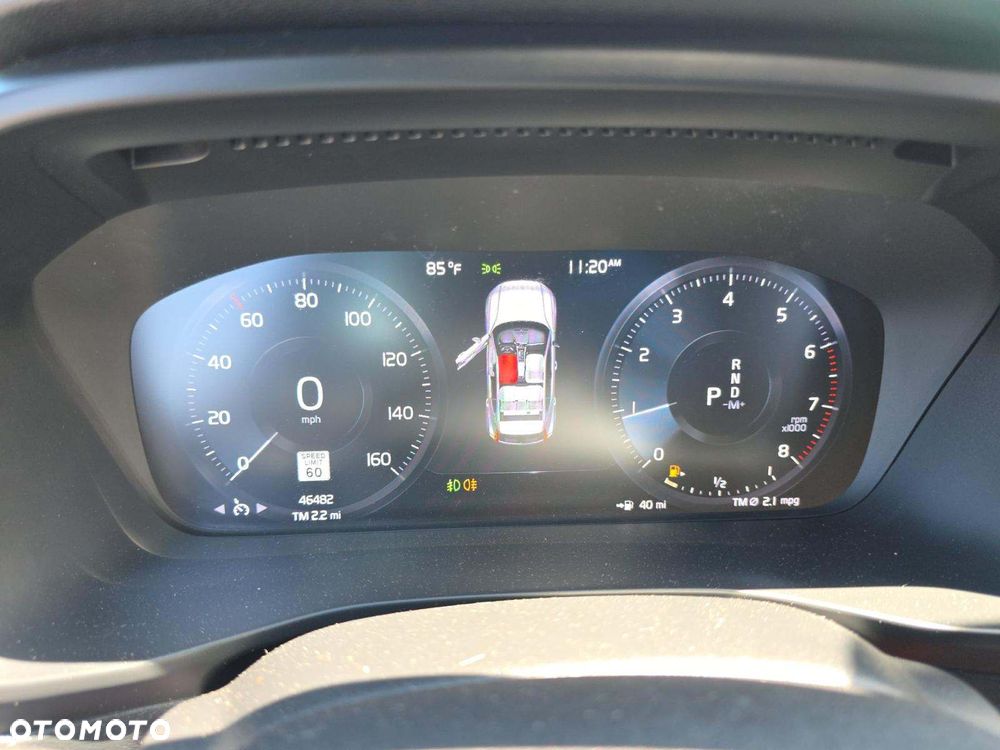 Volvo XC 40 T5 AWD R-Design - 8