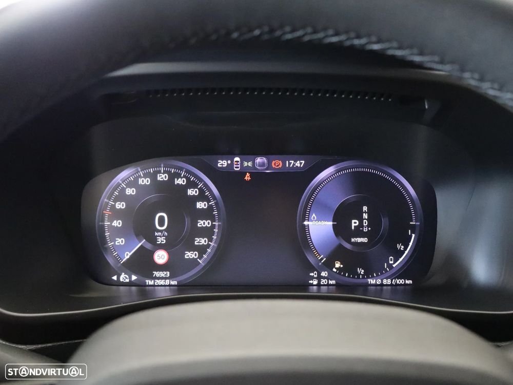 Volvo XC 40 1.5 T4 PHEV Core - 26