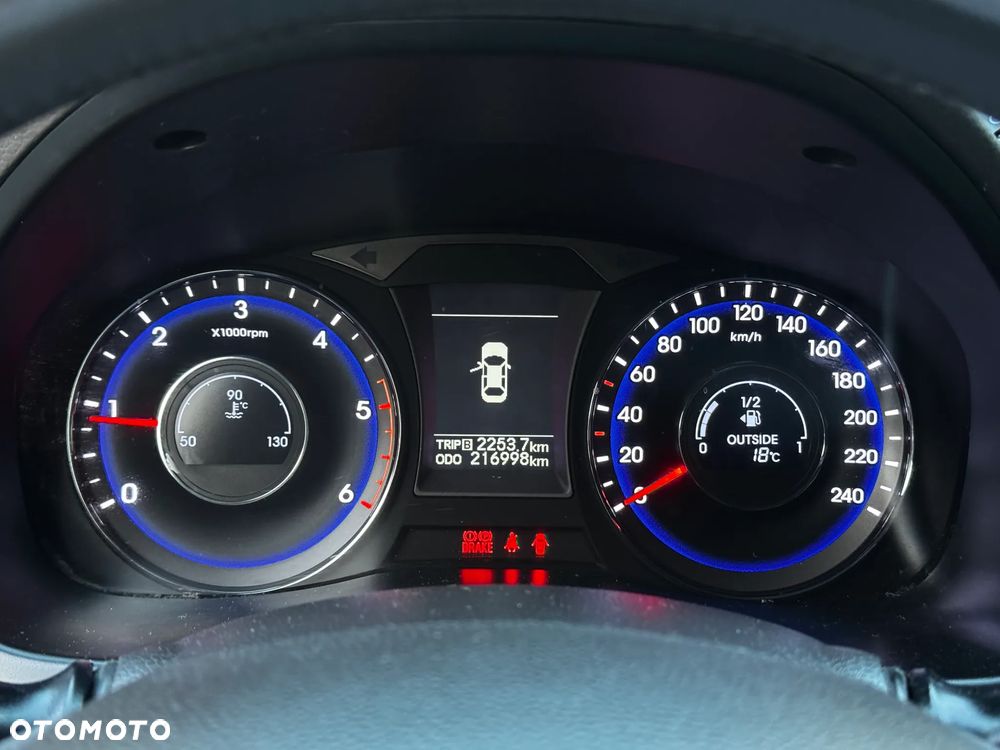 Hyundai i40 1.7 CRDi Comfort + - 10