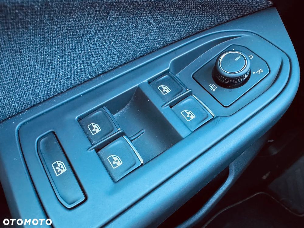 Volkswagen Golf 1.5 TSI EVO Life - 19