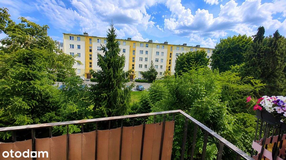 3 pokoje z balkonem blisko Parku Reagana