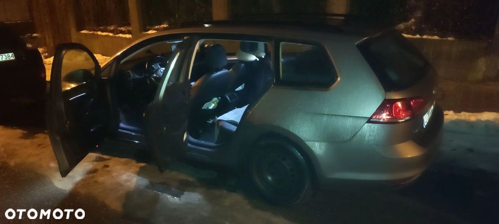 Volkswagen Golf 1.6 TDI BlueMotion Technology Comfortline - 3