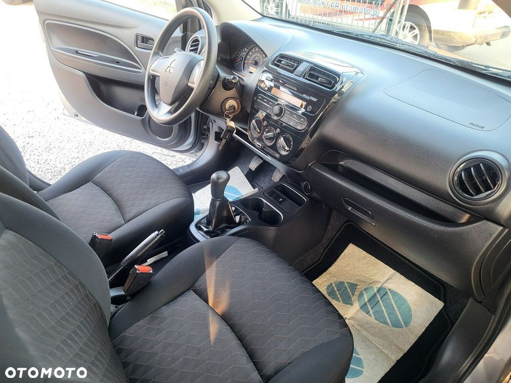 Mitsubishi Space Star - 19