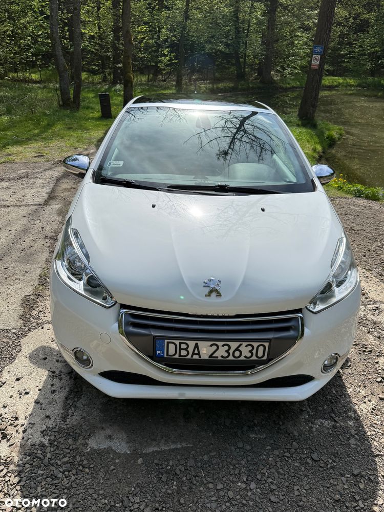Peugeot 208 - 2