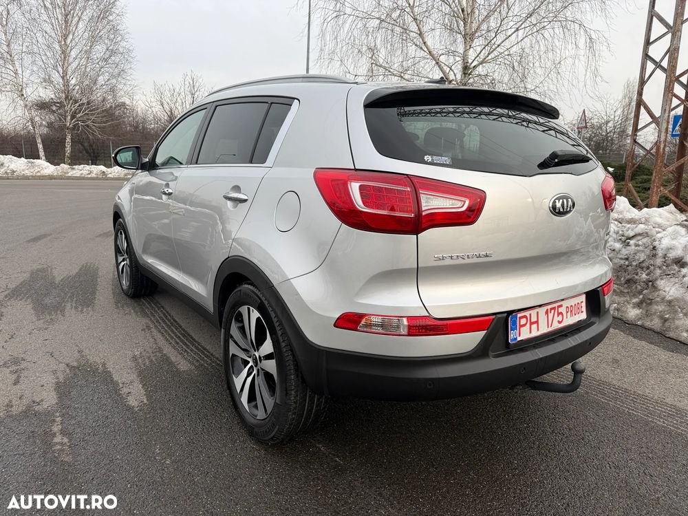 Kia Sportage 2.0 CRDI 4WD Automatik Vision - 4