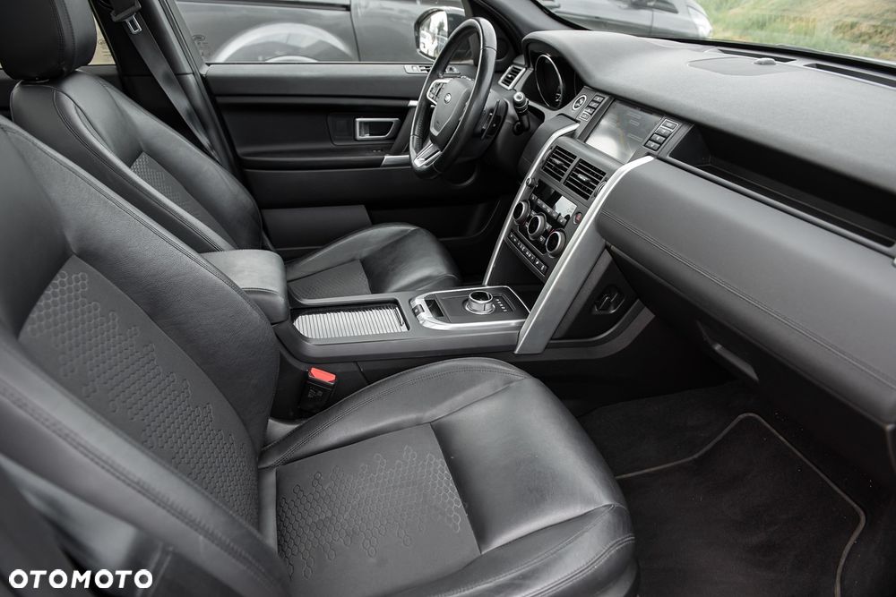 Land Rover Discovery Sport - 33