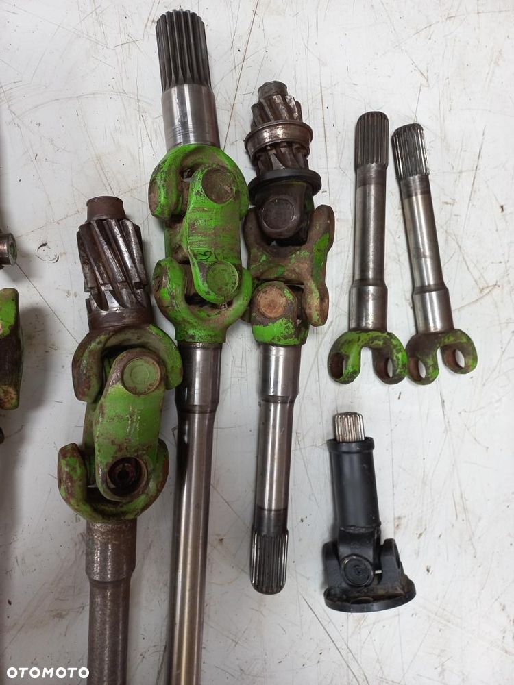 Półoś MERLO krótka długa do ładowarki teleskopowej  kszyżak,łącznik bob cat massey - 3