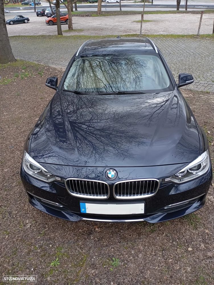 BMW 320 d Line Luxury - 34