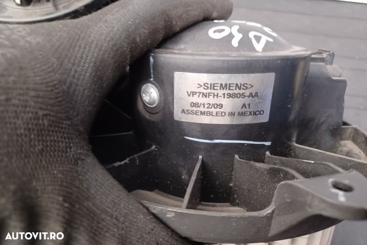 Ventilator aeroterma VP7NFH19805AA VP7NFH19805AA Nissan Navara D22 [1 - 4