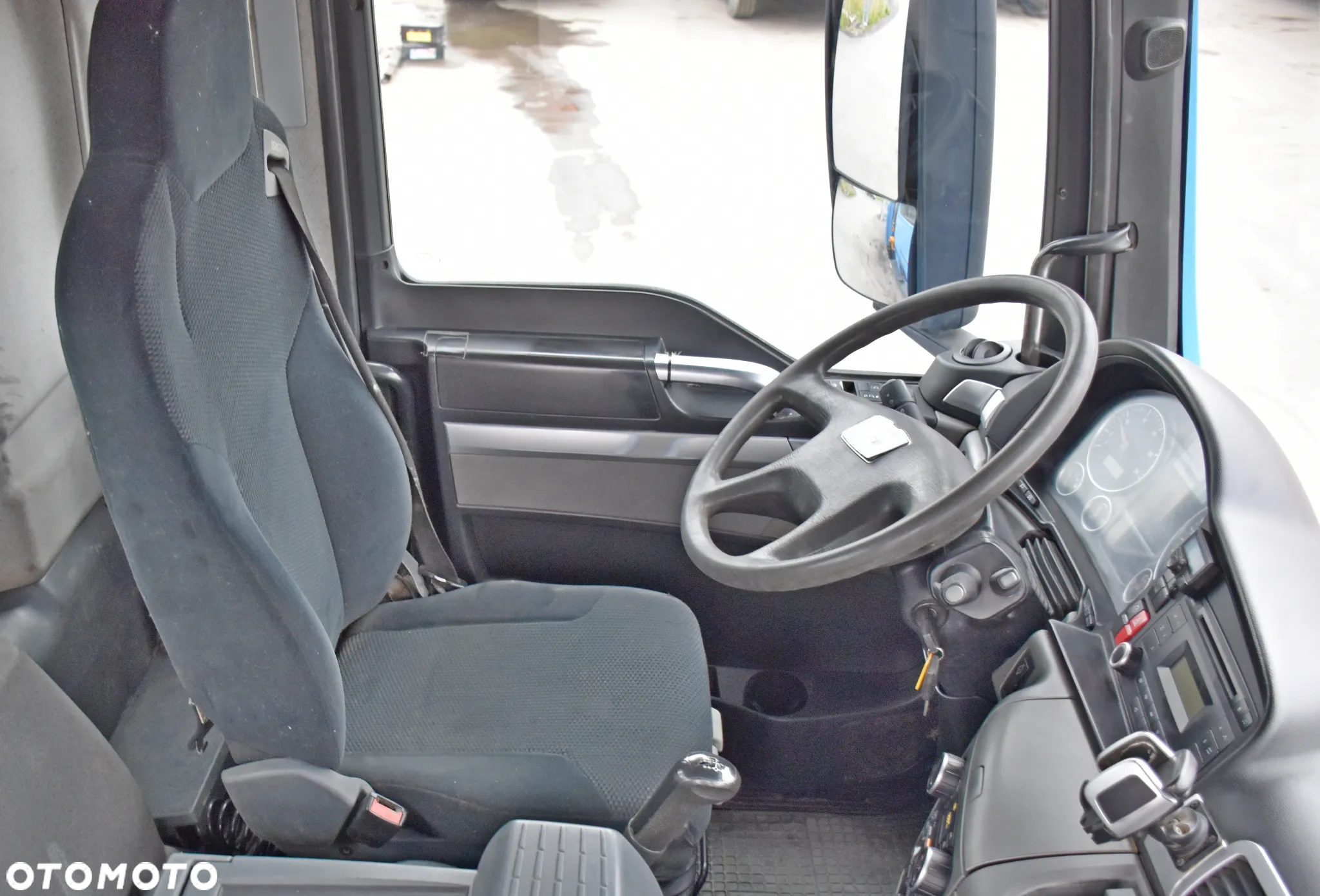 MAN TGS 26.360 * WYWROTKA 5,50m + EFFER 165.11/2S + PILOT / 6x6 - 12