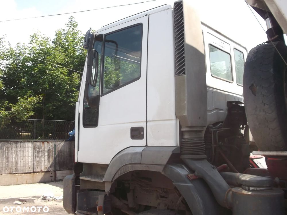 Kabina kompletna Iveco Eurotrakker - 2