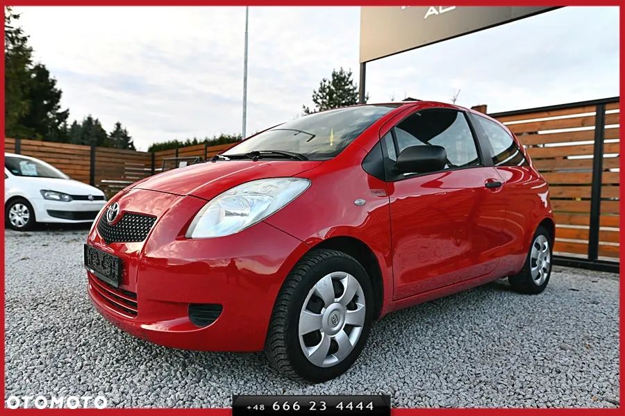 Toyota Yaris 1.3 VVT-i Luna - 4
