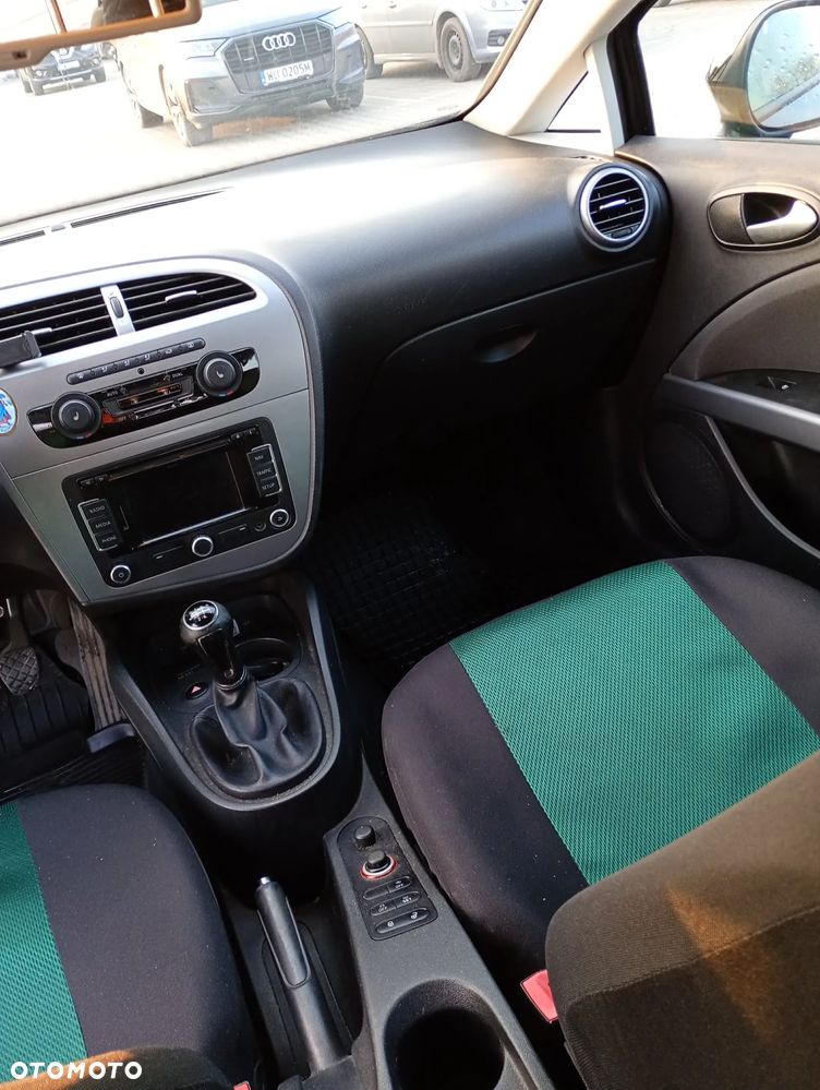 Seat Leon 1.6 TDI Ecomotive Reference - 6