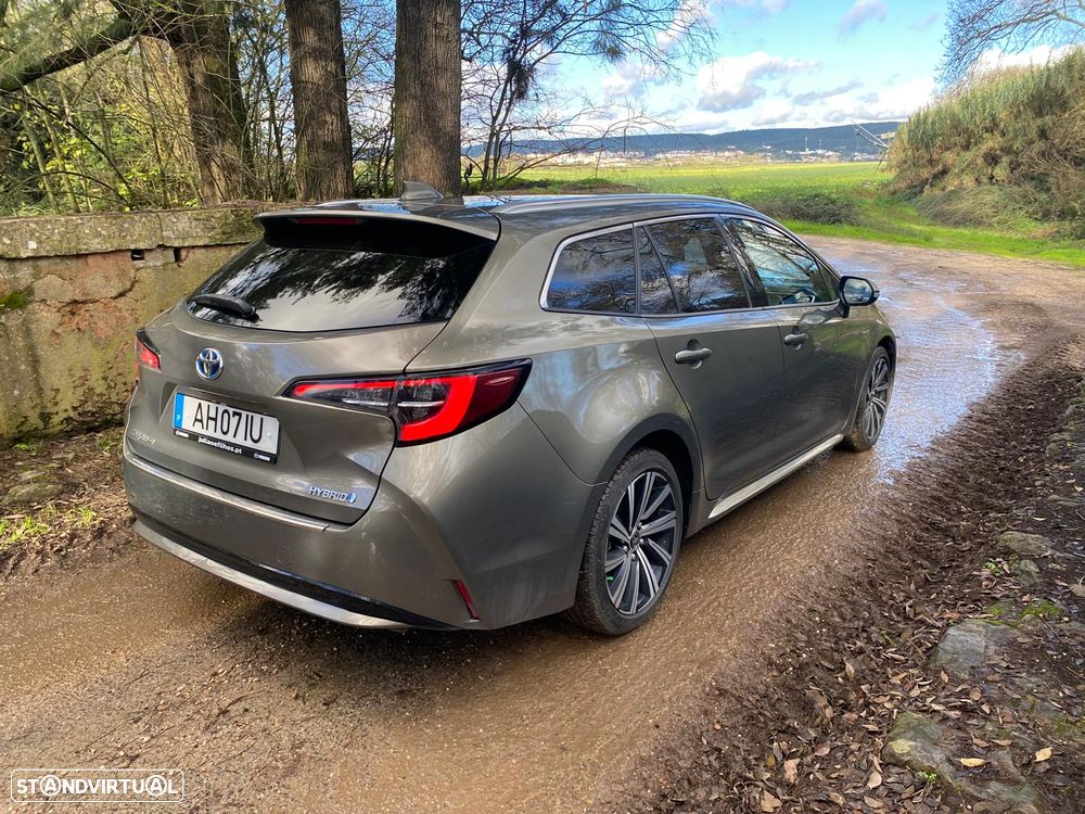 Toyota Corolla Touring Sports 1.8 Hybrid Comfort+P.Sport - 38