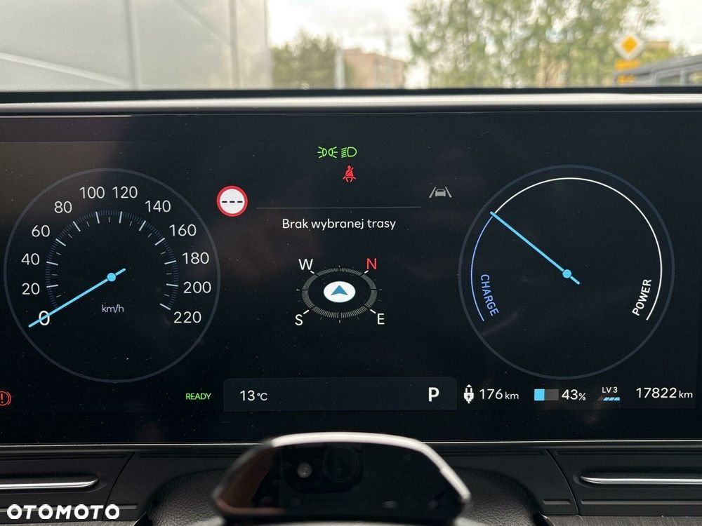 Hyundai Kona Electric 65kWh Executive - 14