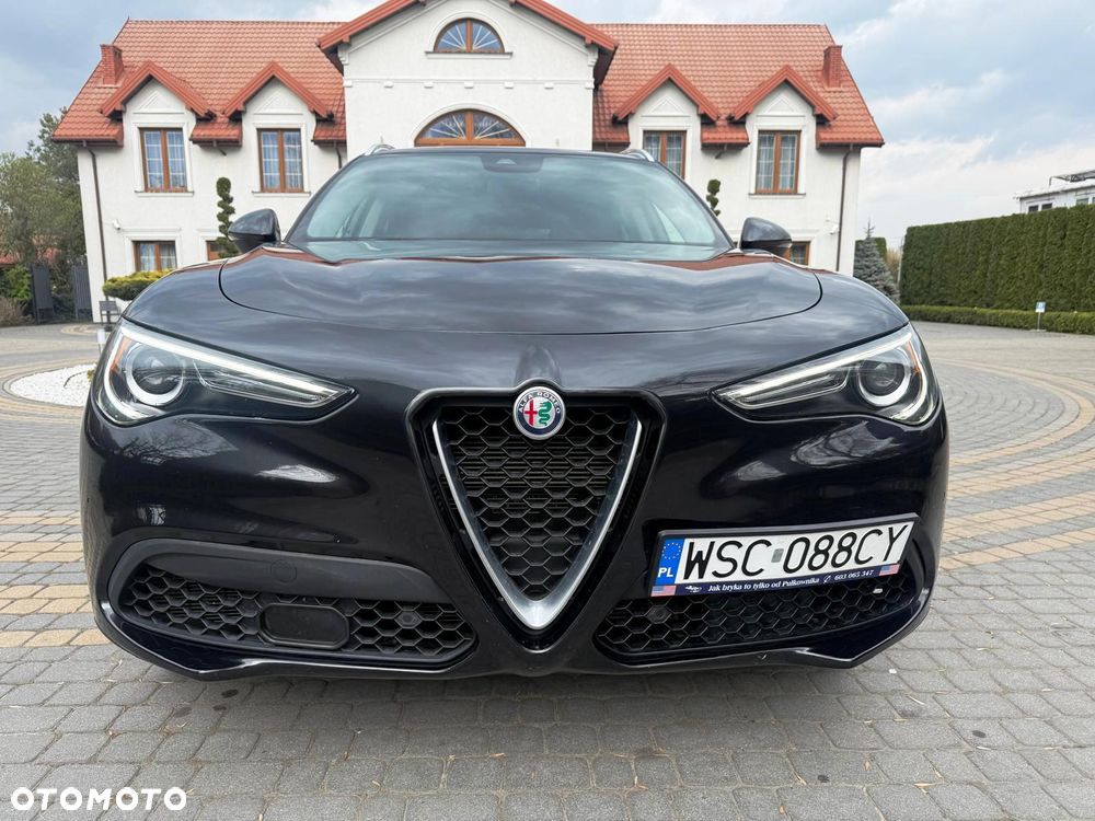 Alfa Romeo Stelvio 2.0 Turbo 16V AT8-Q4 Competizione - 6