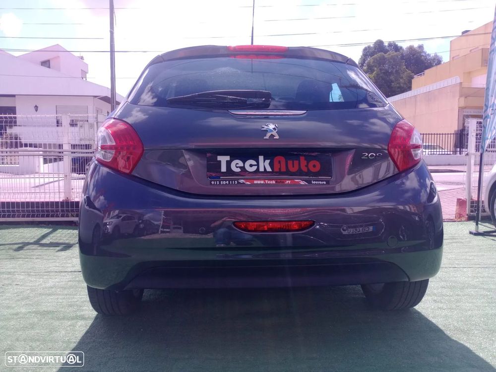 Peugeot 208 1.4 HDi Active - 6