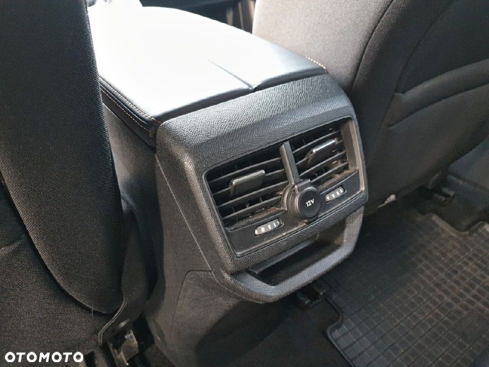 Peugeot 3008 1.2 PureTech Allure S&S - 12