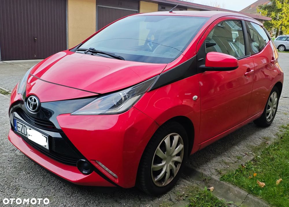 Toyota Aygo x-play Eco - 1