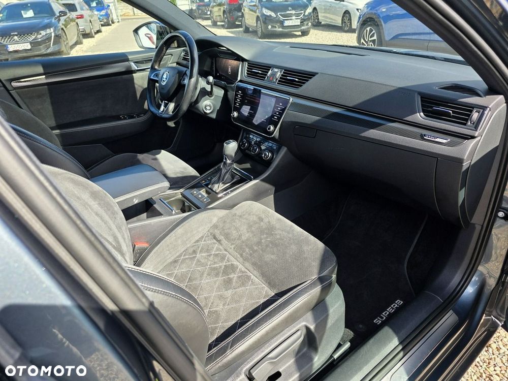Skoda Superb 2.0 TDI Sportline DSG7 - 24
