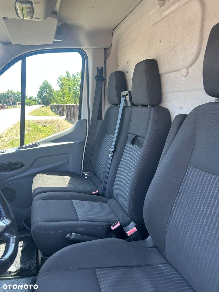 Ford Transit - 9
