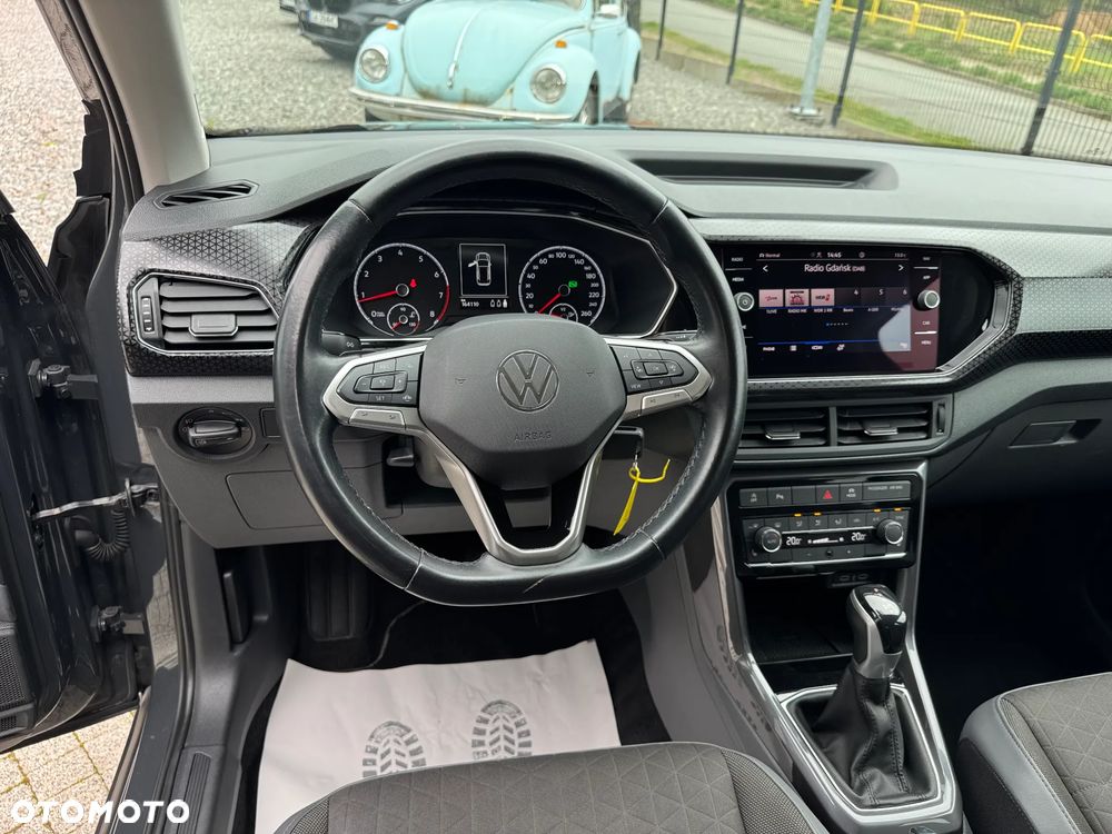 Volkswagen T-Cross - 13
