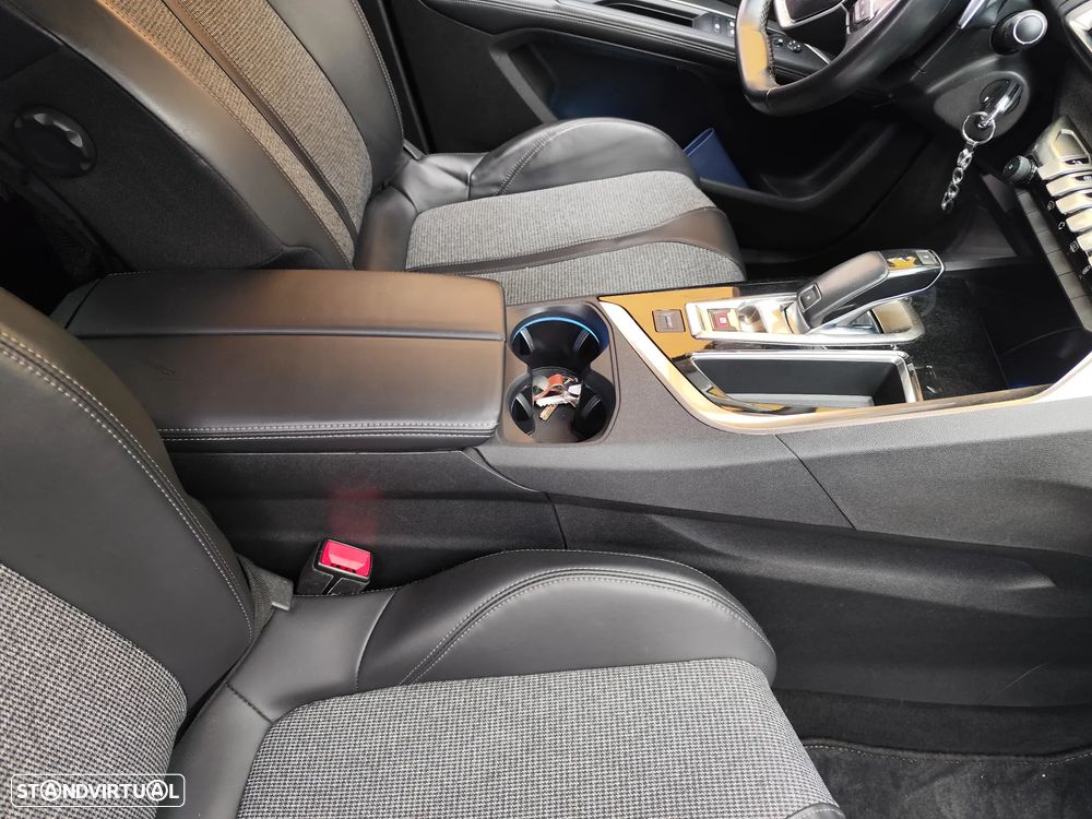 Peugeot 5008 BlueHDI 120 EAT6 Allure - 7